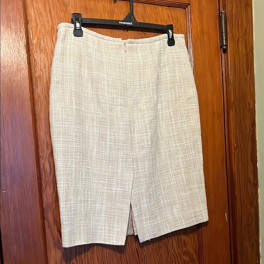 Calvin Klein Women’s Tweed Pencil Skirt Size 8 - Picture 2 of 6